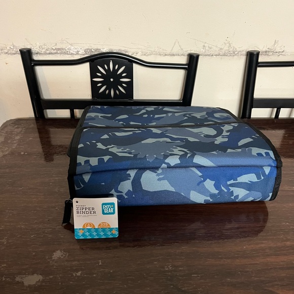 Zipper Binder, Dinosaur /Brand new with tags - Picture 8 of 9